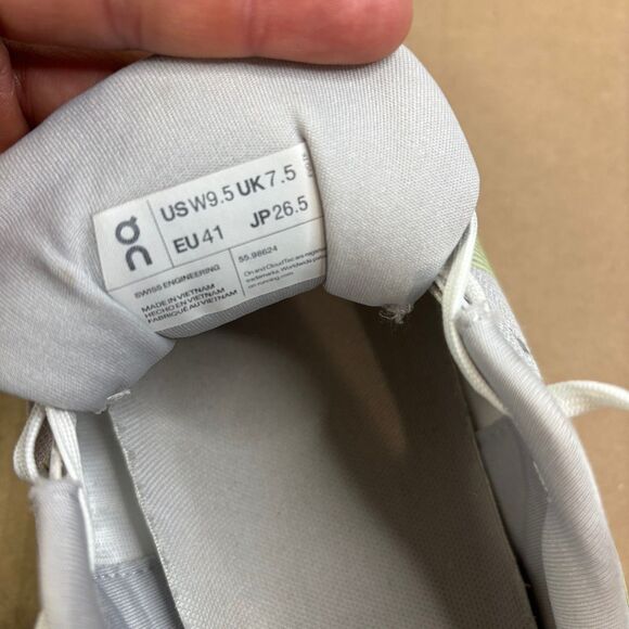 On Cloud Cloudgo Running Shoes Womens Size 9.5 White Meadow Green - Picture 12 of 12